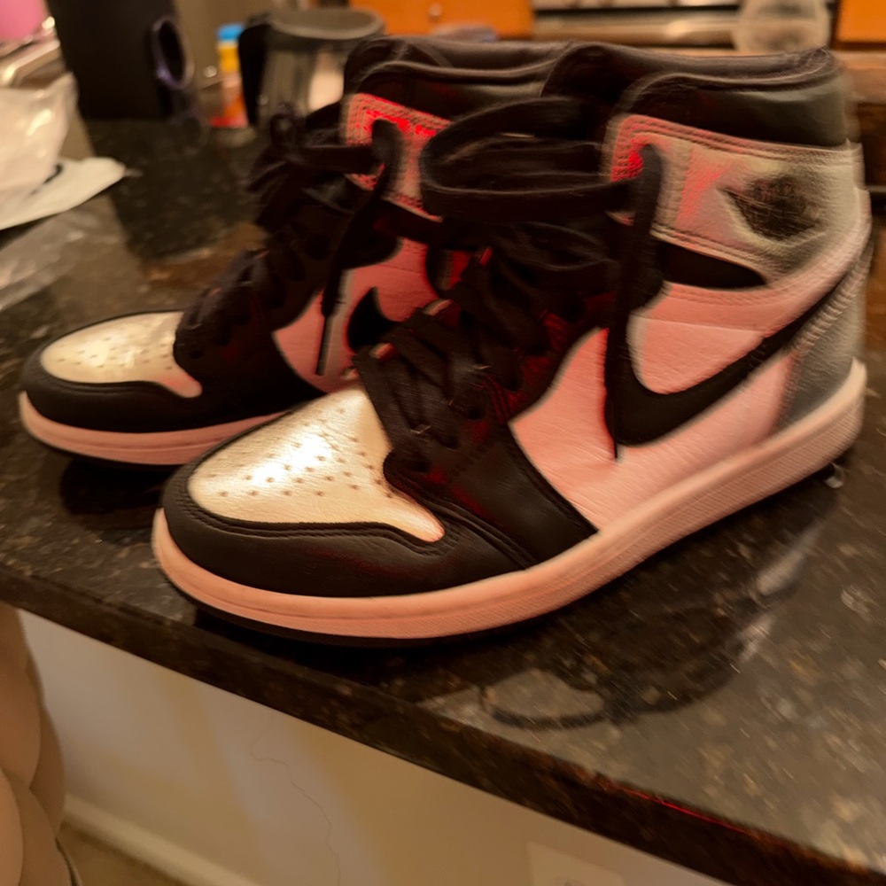 Nike JORDAN 1 Silver toe  Black and White Sneakers